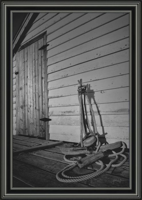 Stage Door Rock Anchor